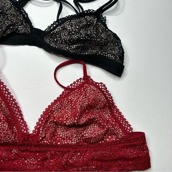 Victoria's Secret Black and Red Floral Lace Unlined Bra Bundle Large Intimates - Picture 2 of 6